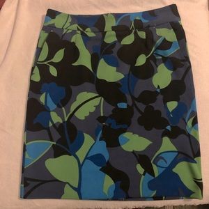 Leaf print skirt by Premise